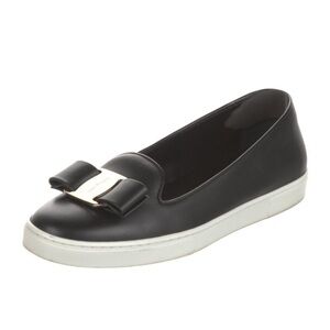 Salvatore Ferragamo Women's Vera Bow Accent Flats
